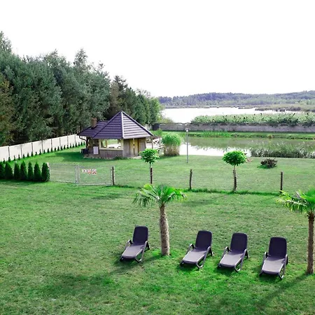 Vila Staw Nad Jeziorem